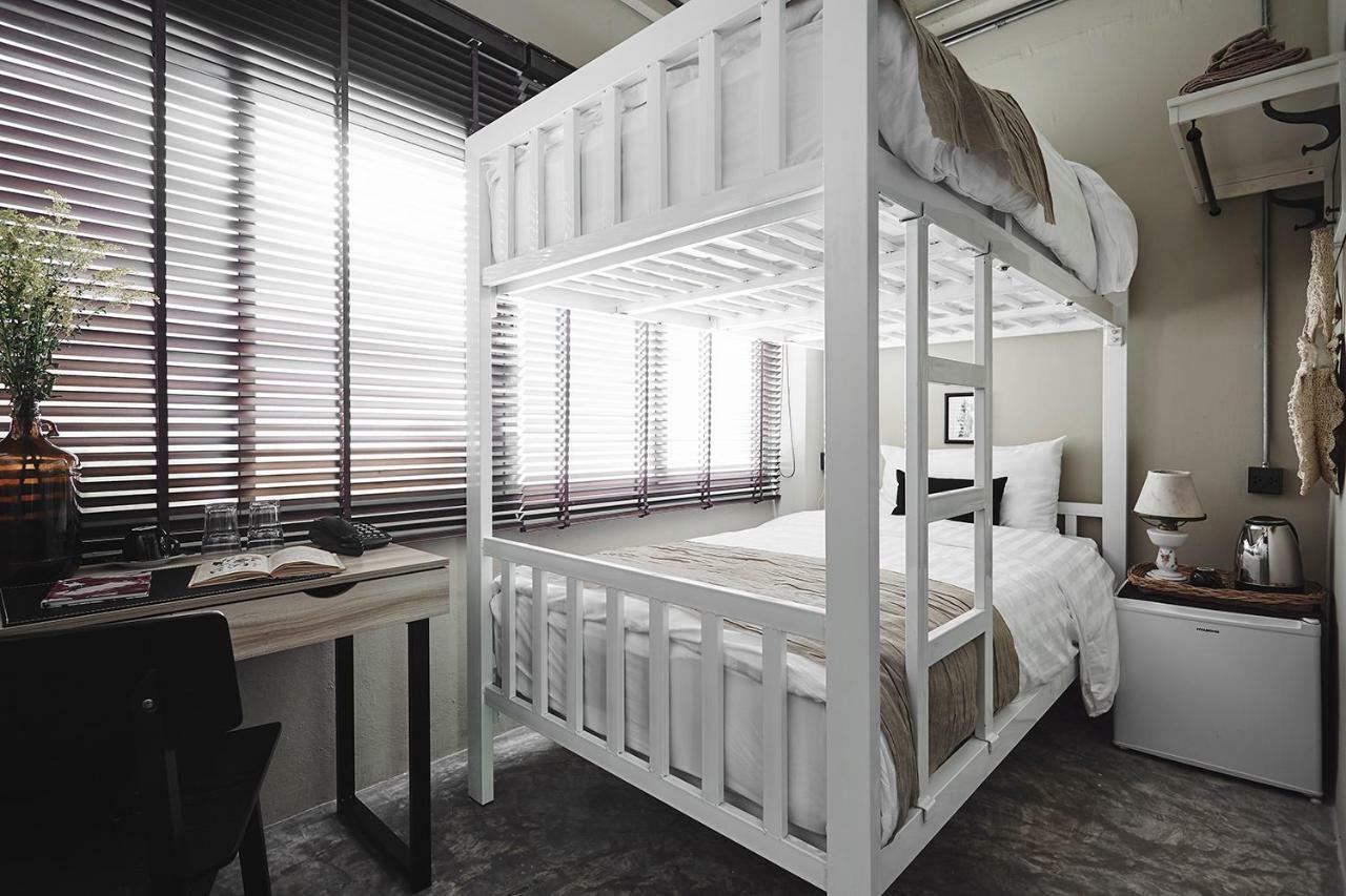 방콕 Ob Oon 부티크 베드 앤 브렉퍼스트 B&B 외부 사진
